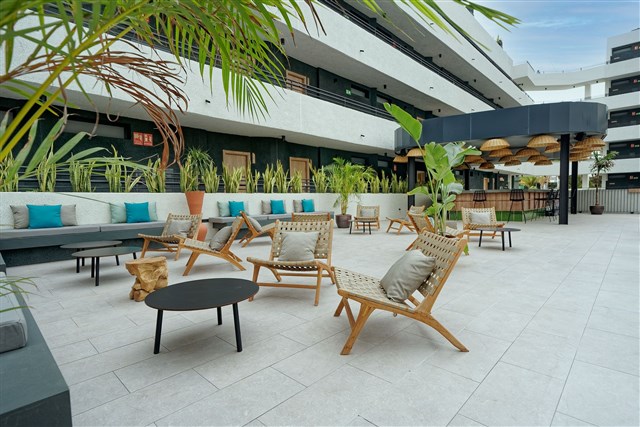 LABRANDA SUITES COSTA ADEJE - Bar u bazénu 18+