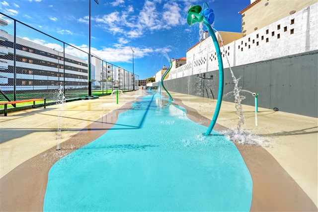 LABRANDA SUITES COSTA ADEJE - splash park