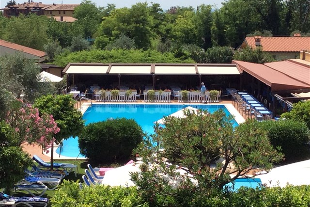 Hotel REGINA DEL GARDA SUITE - 